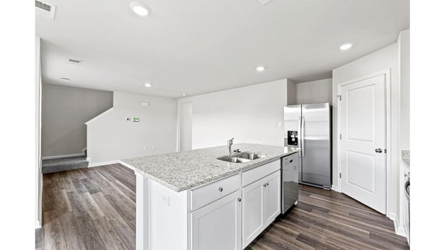 3949 Schooner Ln unit 36203817, Hopewell, VA 23860 - photo 7