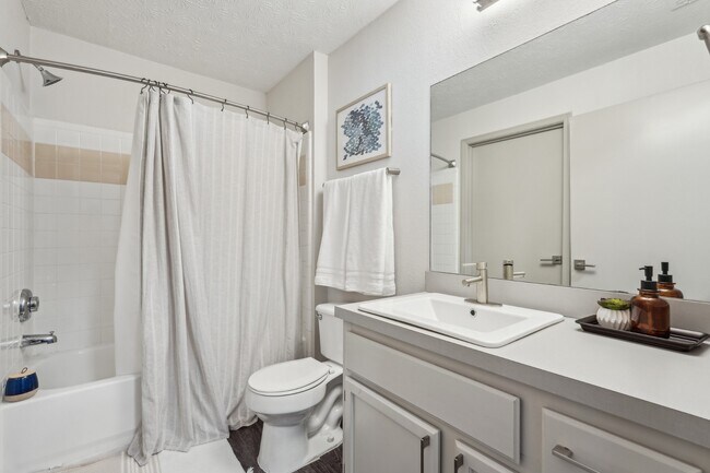 Updated Bathroom at Gwinnett Pointe Apartments in Norcross, GA 30093