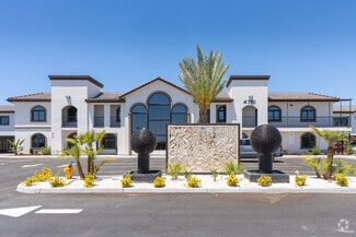 475 Dover Pkwy, Delano, CA 93215