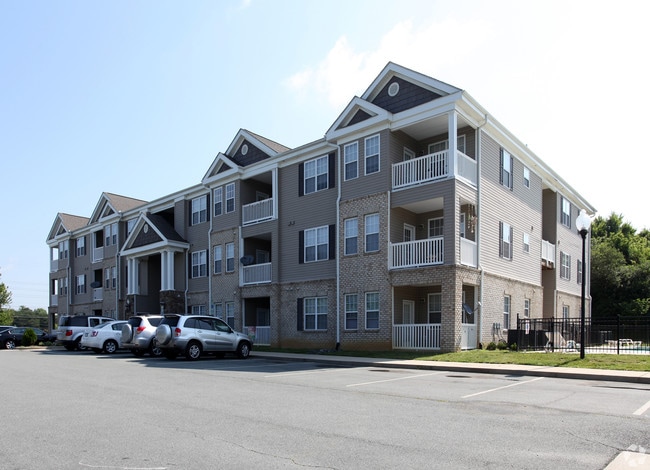 The Glenns at Elon, Burlington, NC 27217 - photo 4