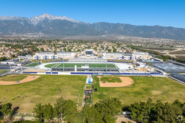 Rancho Cucamonga High School has great academic and athletic opportunities for students.
