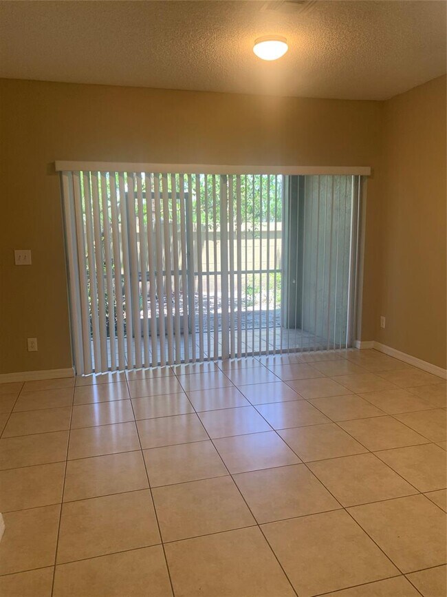 234 SW 122nd Terrace, Pembroke Pines, FL 33025