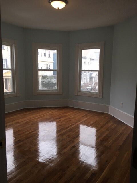 5 Dalrymple St unit 1, Jamaica Plain, MA 02130 - photo 7