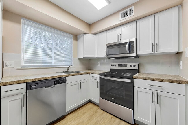 Mystic Point, Somers Point, NJ 08244 - photo 4