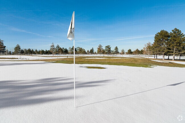 Practice your putt on the green at Glenmoor Country Estates.