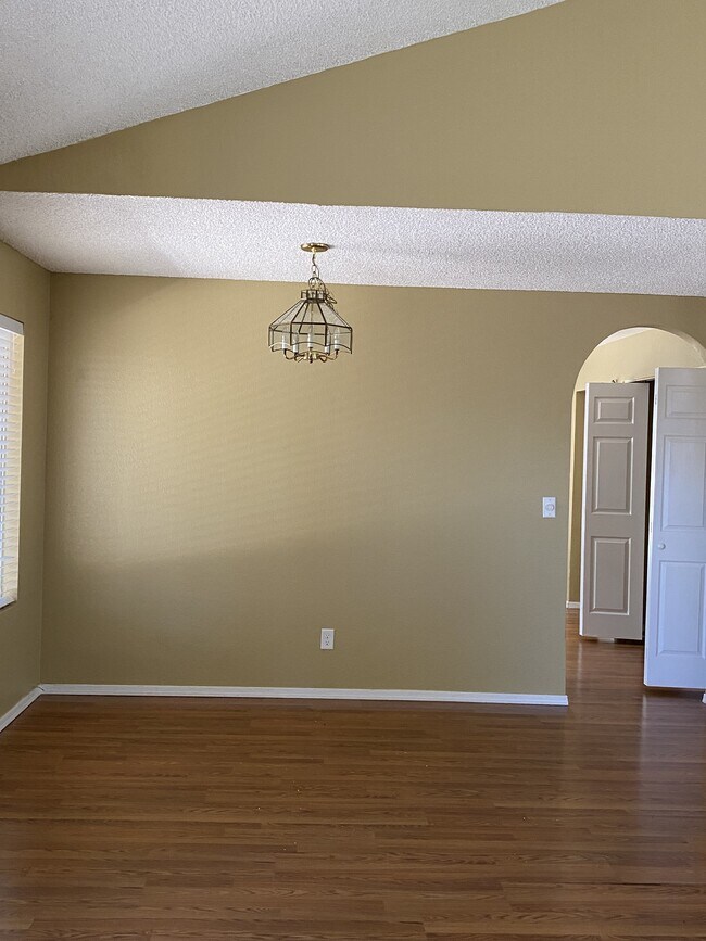 5061 W Chicago Cir S, Chandler, AZ 85226 - photo 7