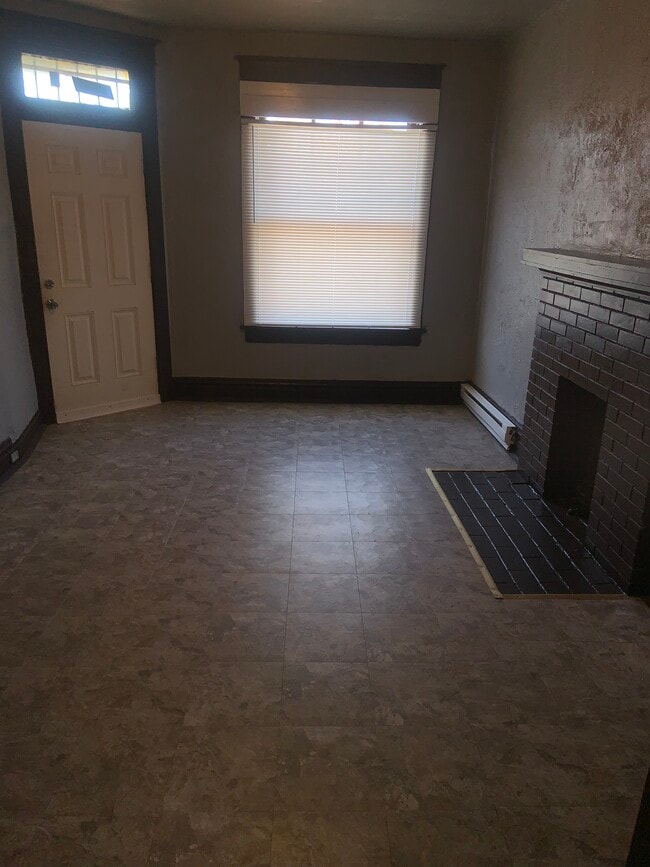 4200 College Ave unit 4200 1, Saint Louis, MO 63107 - photo 4