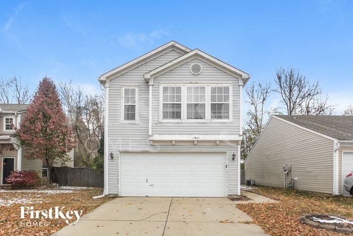 5982 Redcliff Ln N, Plainfield, IN 46168 - photo 1