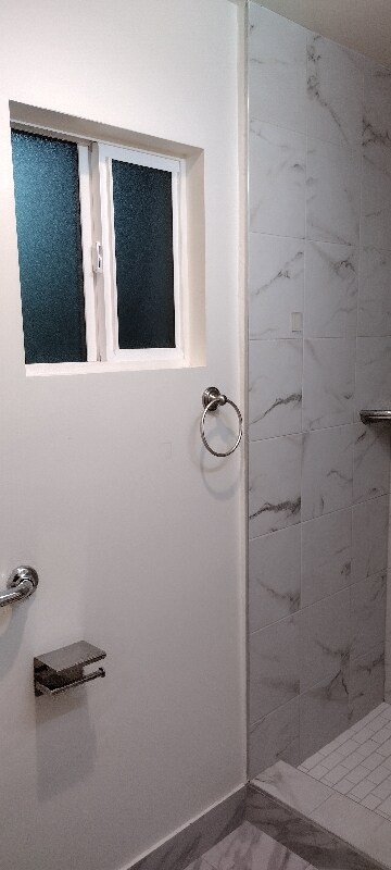 2956 4th Ave, Los Angeles, CA 90018 - photo 6