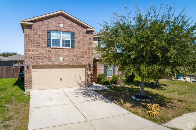 Southwest San Antonio homes often have plenty of driveway and garage space for residents.
