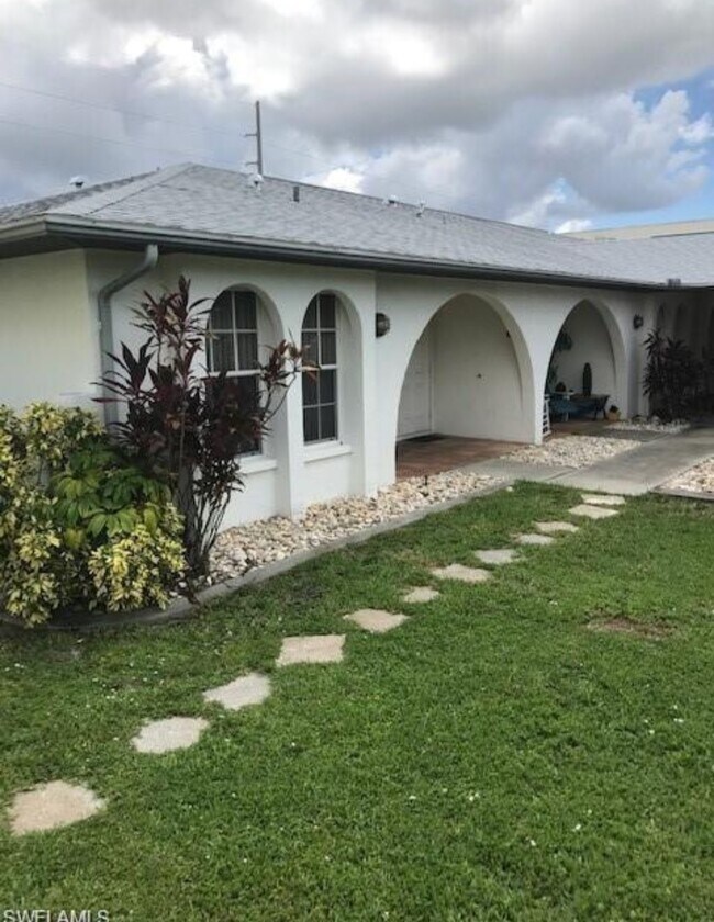 2709 SW Santa Barbara Place Unit 2, Cape Coral, FL 33914