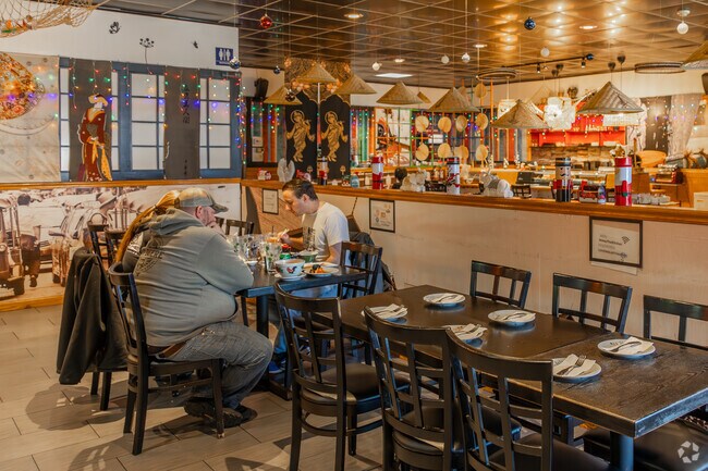 Magnolia Hill loves the food at Malay Thai Kitchen