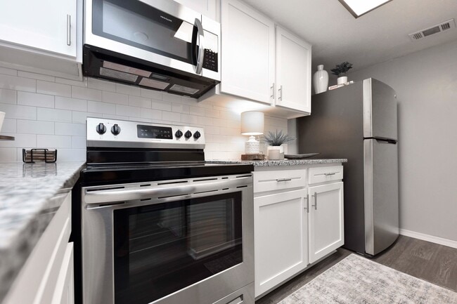 Allora, Savannah, GA 31419 - photo 4