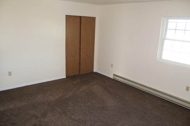 56 Saratoga Ct, Wilkes Barre, PA 18702 - photo 7