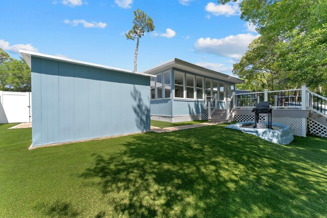 3100 Mildred Dr unit Entire House, Palm Harbor, FL 34684 - photo 7