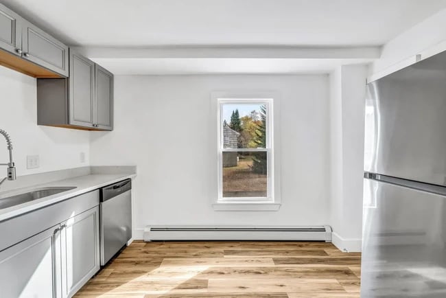 151 South St unit Apartment 2, Gorham, ME 04038 - photo 5