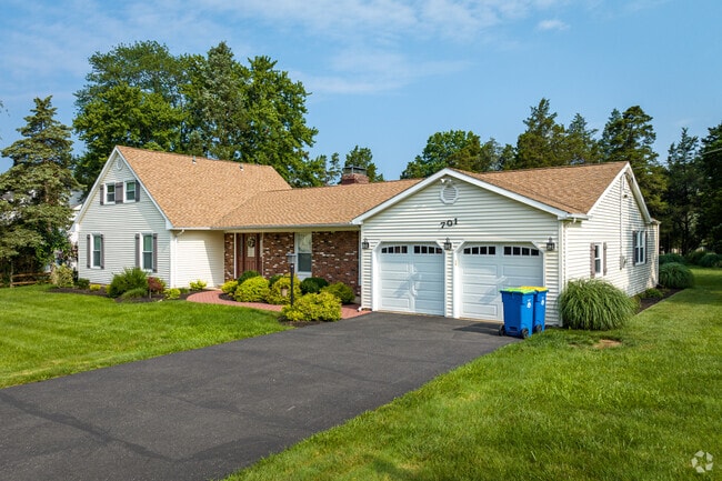 Bungalows dot Bridgewater streets, including some with double garages.