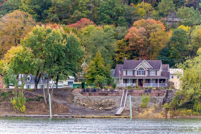 Some East Franklin Township residents are lucky enough to live along the Allegheny River.