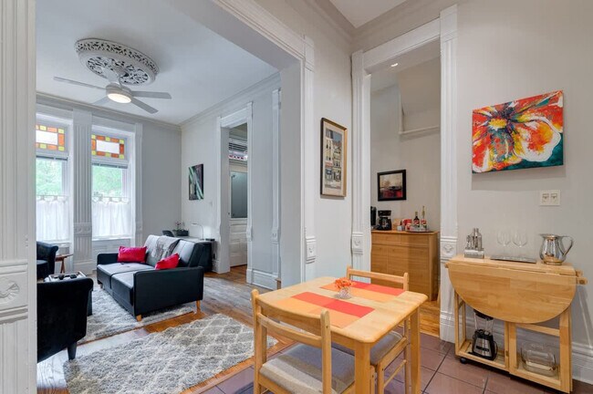 219 W Eugenie St unit ID1360108P, Chicago, IL 60614 - photo 4