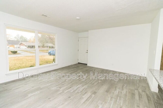 4831 Bonny Lake Ln unit 4831, Chattanooga, TN 37416 - photo 3