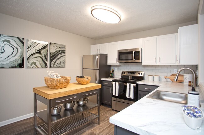 The Overlook Sandy Springs, Atlanta, GA 30350 - photo 2