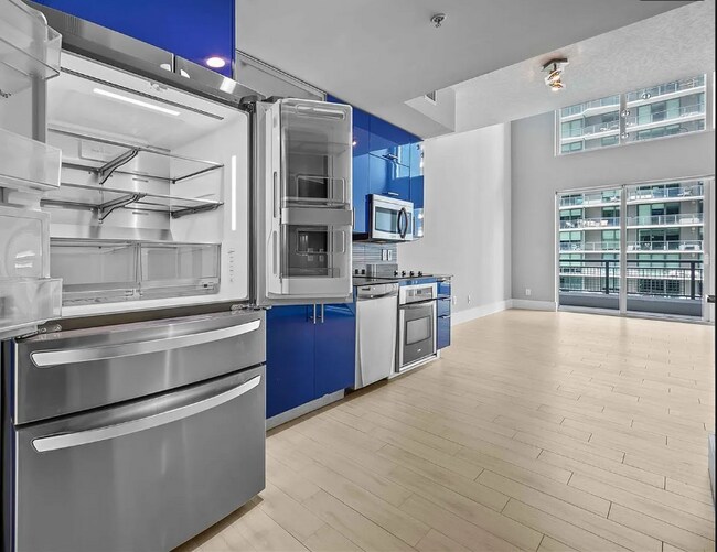 Infinity at Brickell unit 3420, Miami, FL 33130 - photo 3