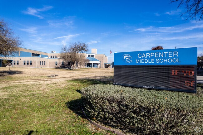 Carpenter Middle School 6