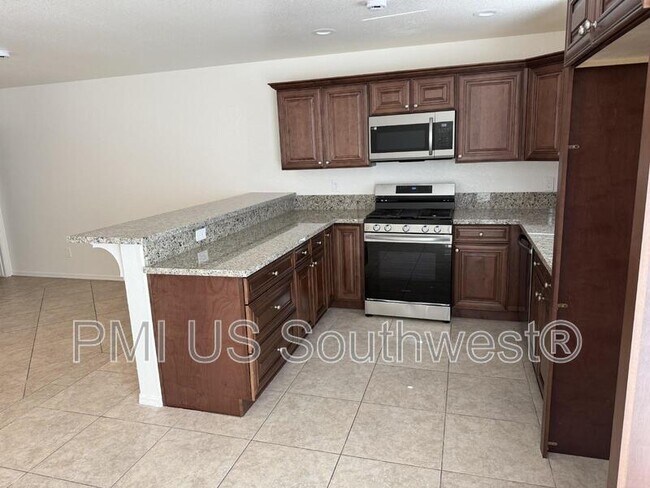 404 Anna Cir unit A, Bullhead City, AZ 86442 - photo 6