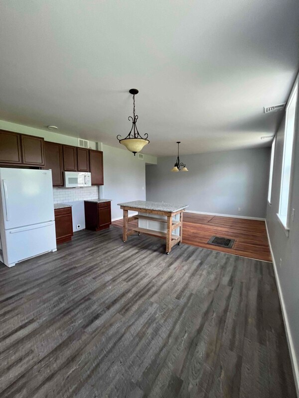 14 N High St unit B, Millerstown, PA 17062 - photo 6