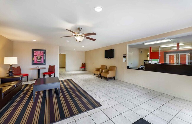 25801 Country Club Blvd, North Olmsted, OH 44070 - photo 5