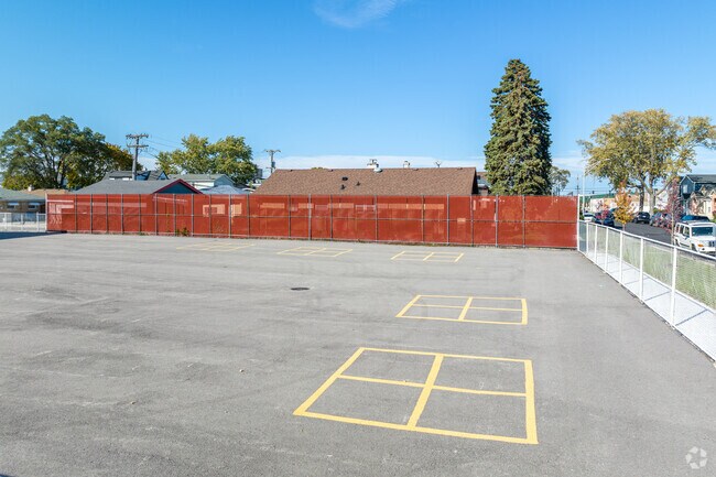 Grant Primary serves students from kindergarten to 5th grade.