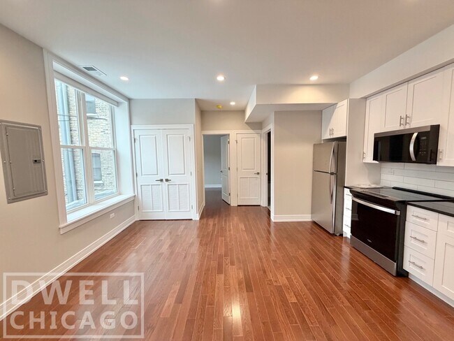 1709 W Lunt Ave unit 1, Chicago, IL 60626 - photo 4