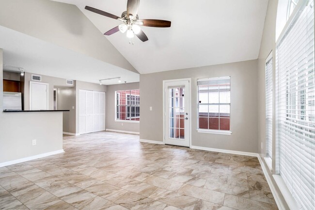 1055 Crystal Way, Delray Beach, FL 33444 - photo 3