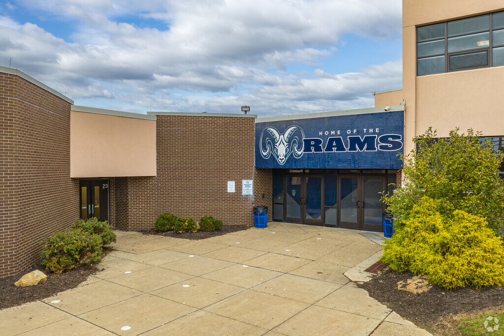 Rochester Area High School has a 13 to 1 student-teacher ratio and is home of the Rams.