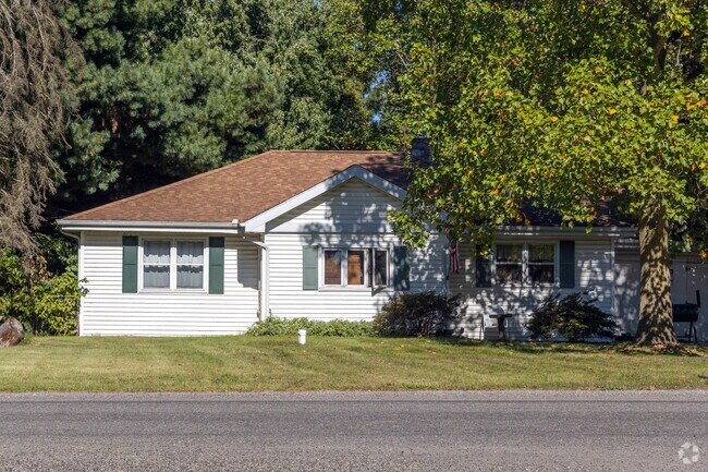 Middlebury South homes are usually smaller but the neighborhood is packed with many families.