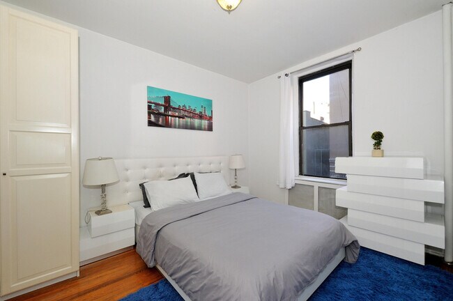 414 W 46th St unit FL2-ID1039027P, New York, NY 10036 - photo 7