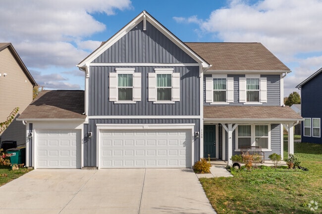 Explore stunning new builds in Franklin, IN.