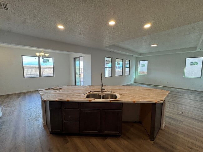 1532 Valle de Colores NW, Los Lunas, NM 87031 - photo 7