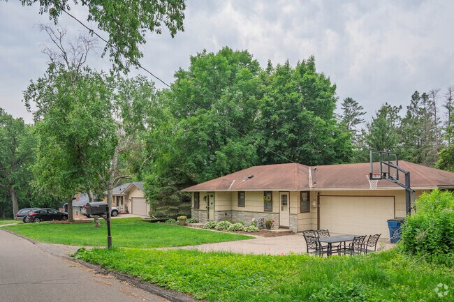 The Minnetonka Mills neighborhood offers stable housing values in well-established midcentury architecture, with pricing primarily determined by lot size and property features.