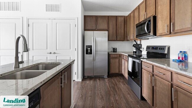 1905 Promenade Way unit 3305, Jacksonville, FL 32207 - photo 5