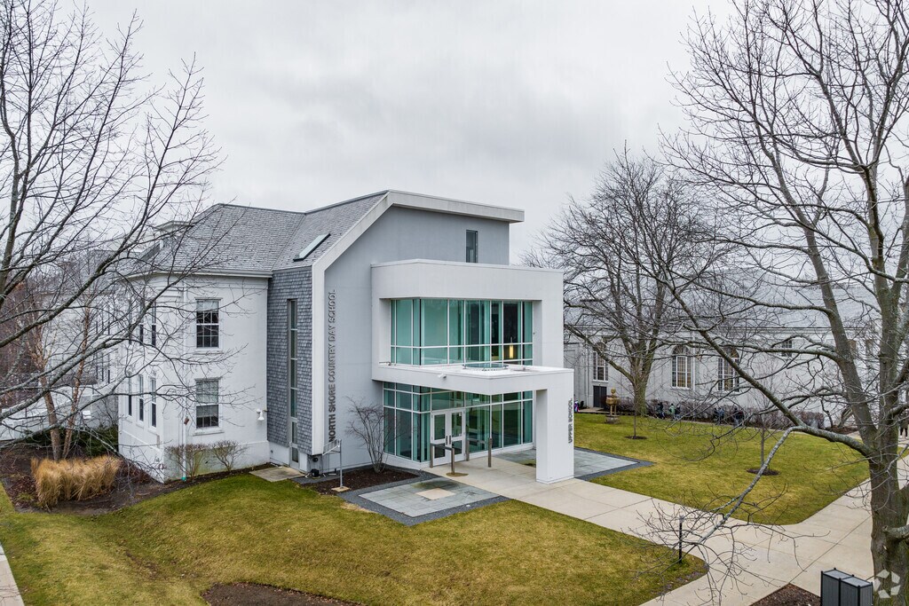 North Shore Country Day is a private school.