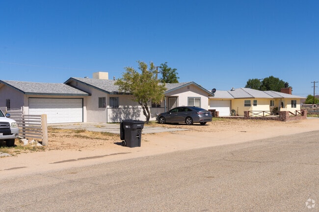 Most of the homes in North Edwards are ranch style with moderately sized yards.