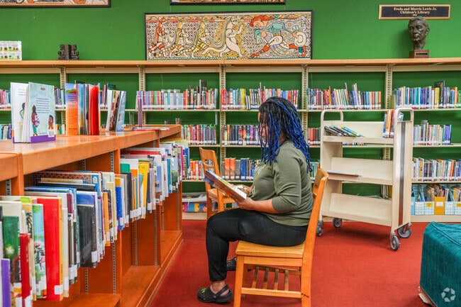 Indianola’s Henry Seymour Library serves as a vital community hub, offering access to books, technology, and educational programs.