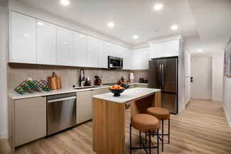 8377 Blackburn Ave, Los Angeles, CA 90048