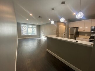 4945 Washington St Unit 307, Boston, MA 02132