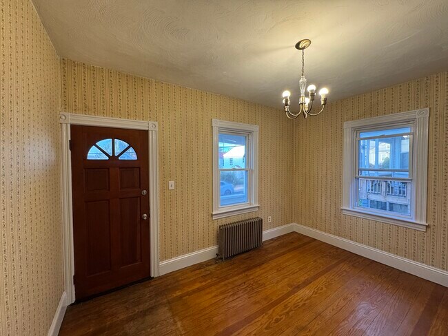 43 Westerly Ave unit 1st Floor Unit, Providence, RI 02909 - photo 3