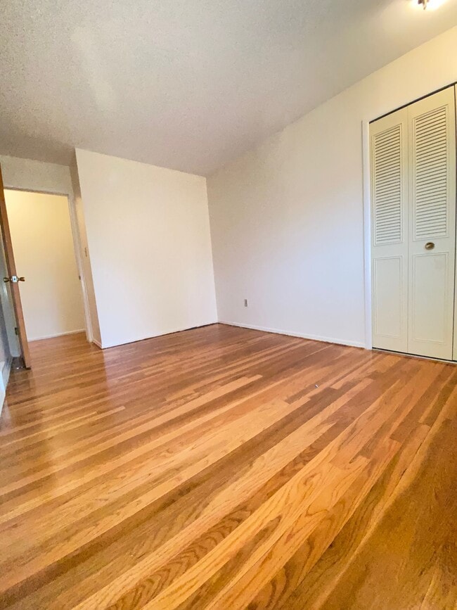 4505 Shenandoah Ave, Allen Park, MI 48101 - photo 4