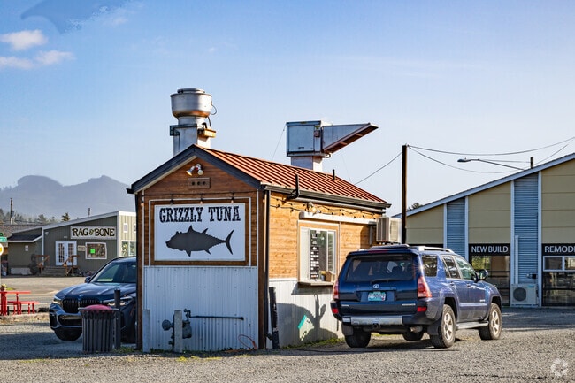 Grab a basket of fresh fish and chips at the Grizzly Tuna in Stanley Acres.