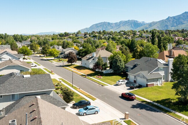 Quiet streets with paved sidewalks spread throughout Sandy.