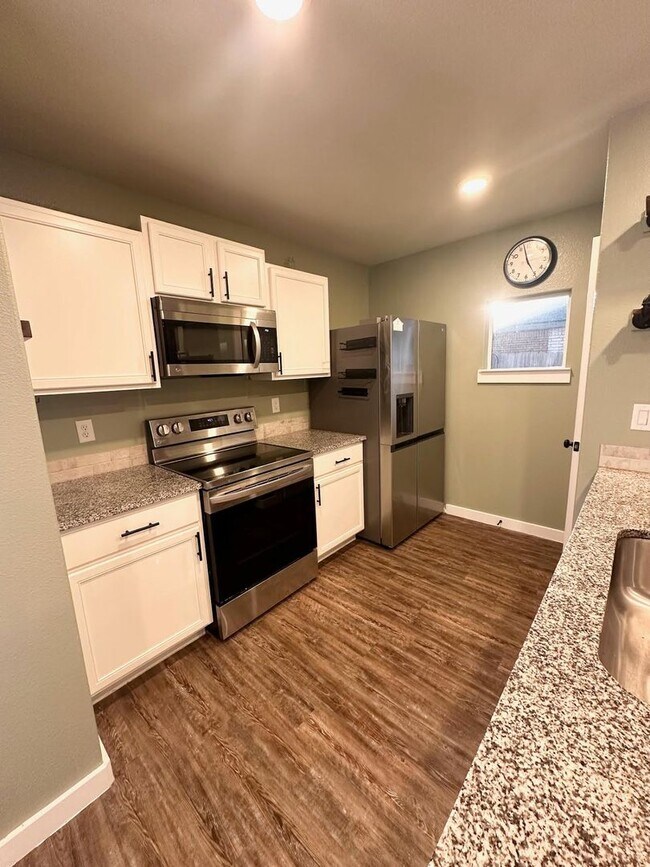 1316 Badland Blvd, Midland, TX 79705 - photo 3